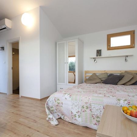 Studio Sea View Borik Rovinj Exterior photo